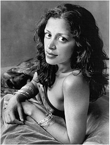 Aimee Nezhukumatathil - Wikiunfold.com